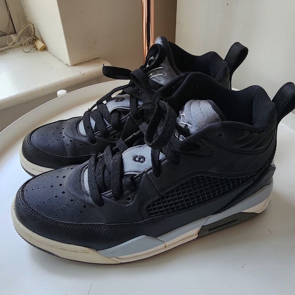 Black and Gray Men's Sneakers